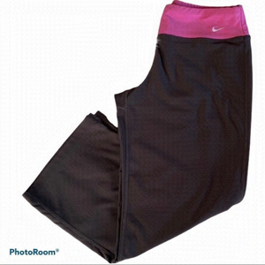 𝅺Nike athletic crop pants capris wide leg Women’s Size S